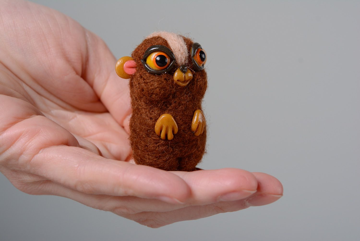 Juguete hecho a mano de lana de fieltro lémur bonito figura en miniatura original foto 5