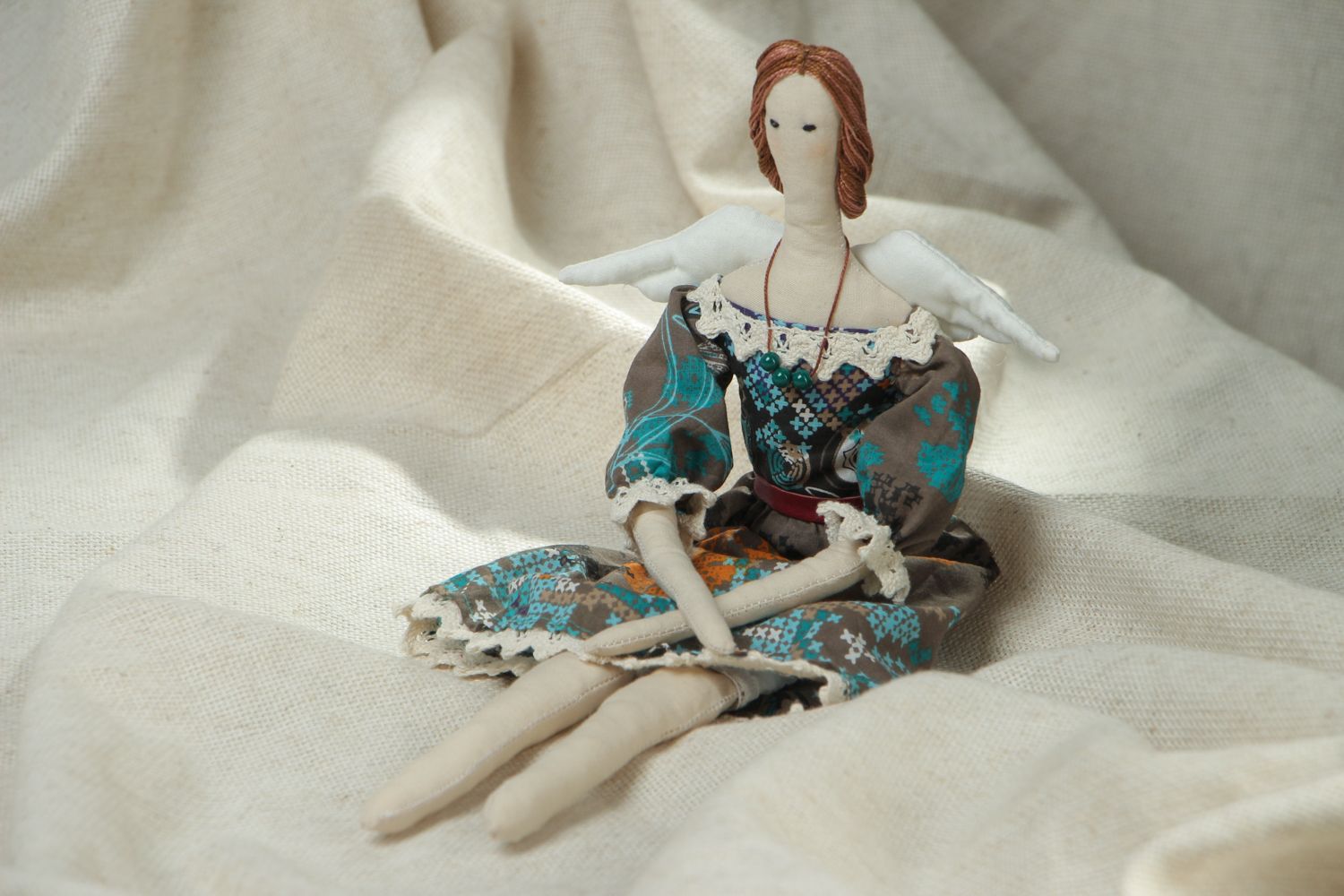 Muñeca de tela artesanal foto 5