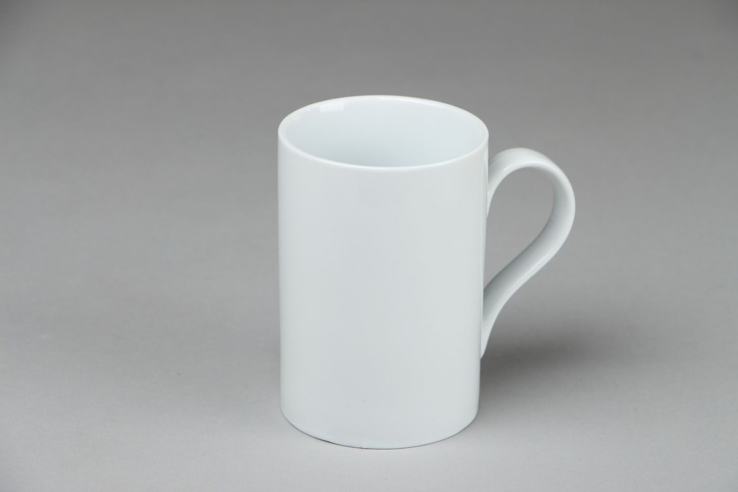 Tall porcelain plain white 10 oz drinking cup Snout with handle photo 1