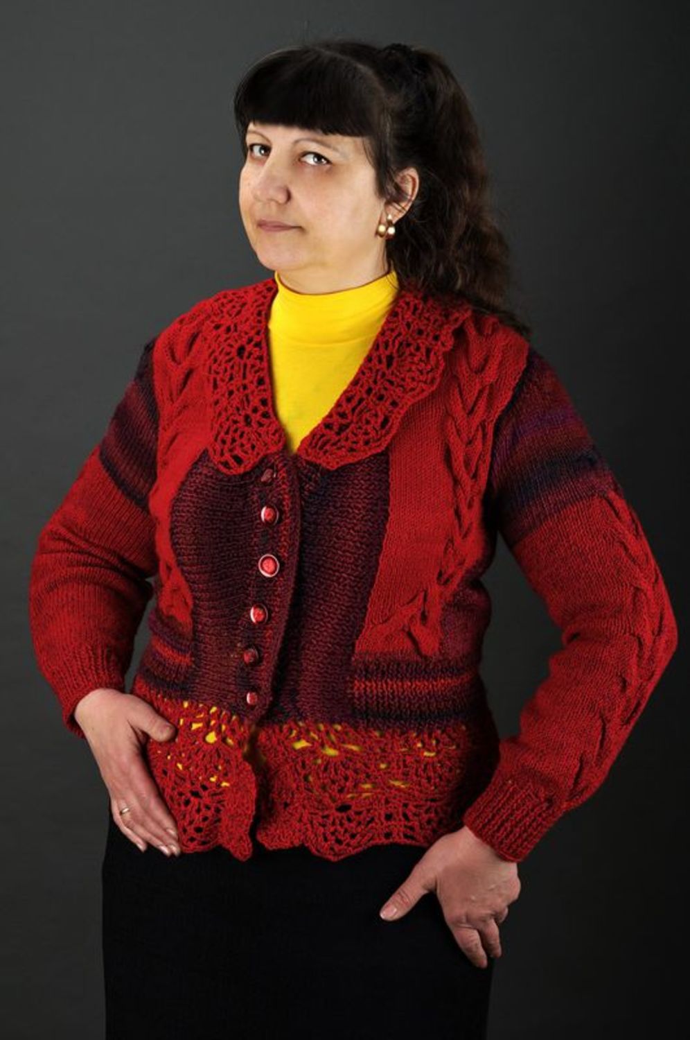 Camicetta a maglia con bottoni fatta a mano Camicetta per donna Camicetta rossa foto 1