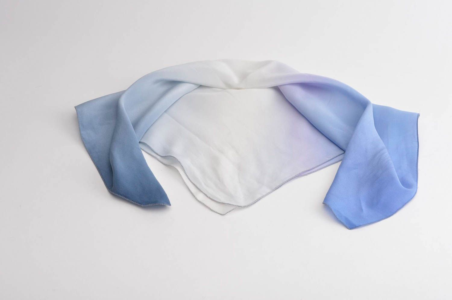 Светлый платок ручной работы платок из шелка оригинальный необычный подарок фото 3