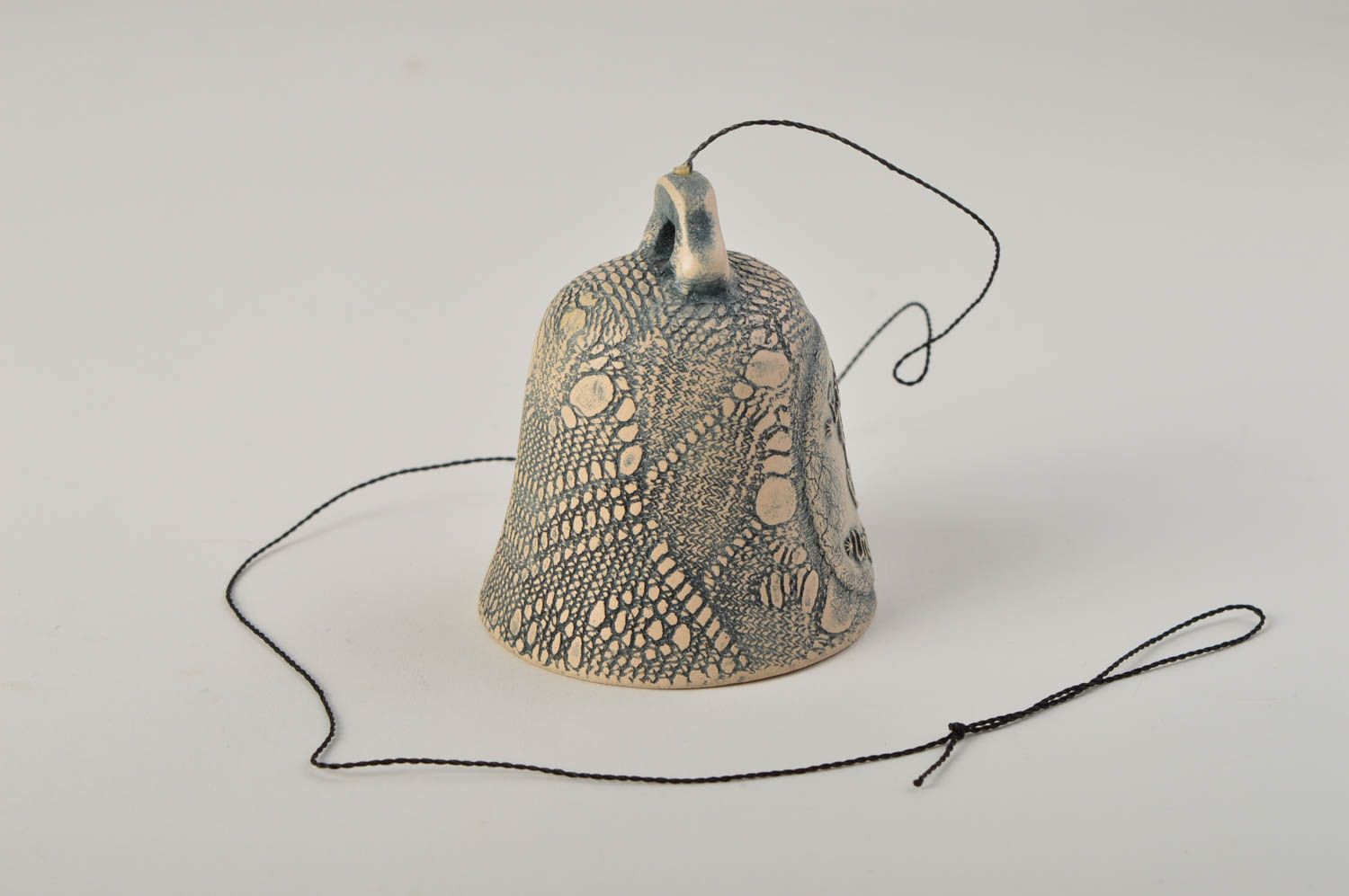 Глиняная фигурка ручной работы украшение для дома глиняный сувенир колокольчик фото 4