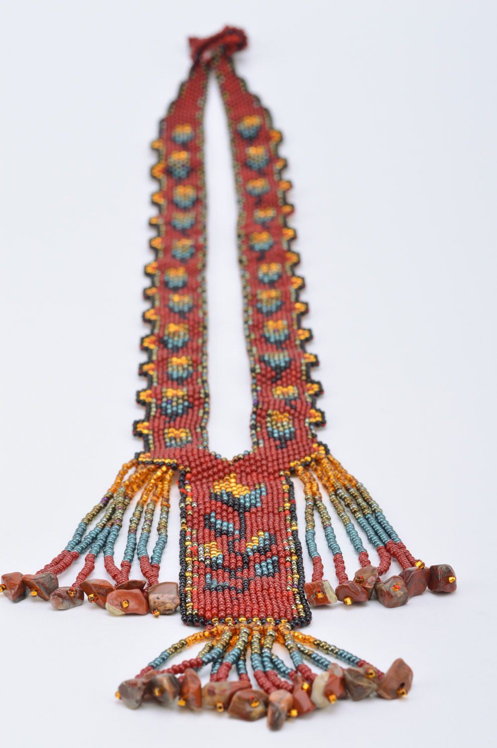 Цветочный гердан из чешского бисера ручной работы плетенный темный длинный фото 2