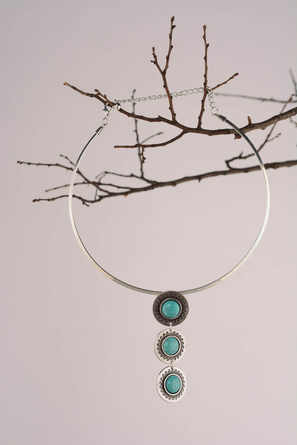 Metal necklace with turquoise photo 2