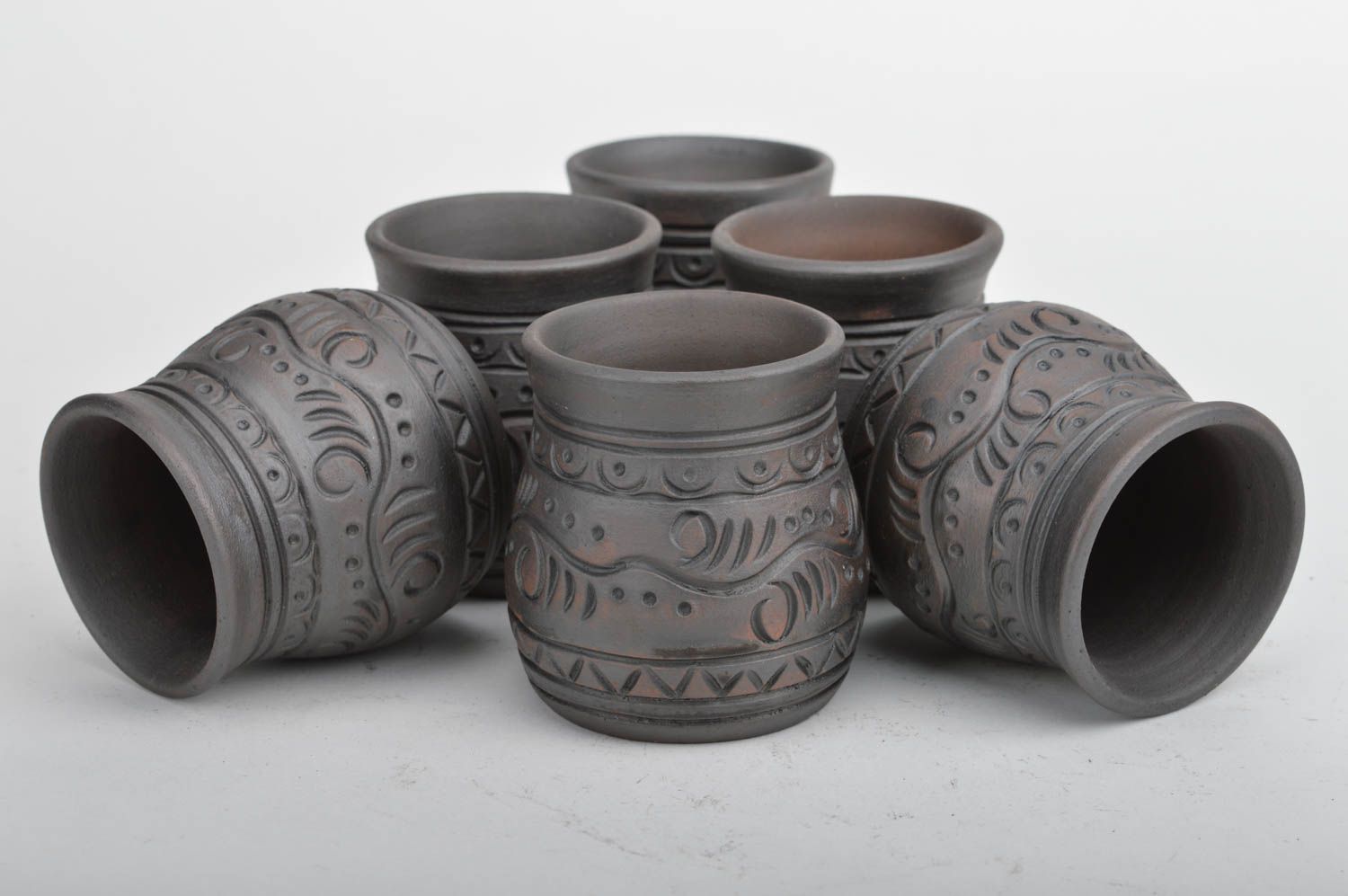 Set of 6 handmade decorative small ceramic ornamented ethnic shot glasses photo 2