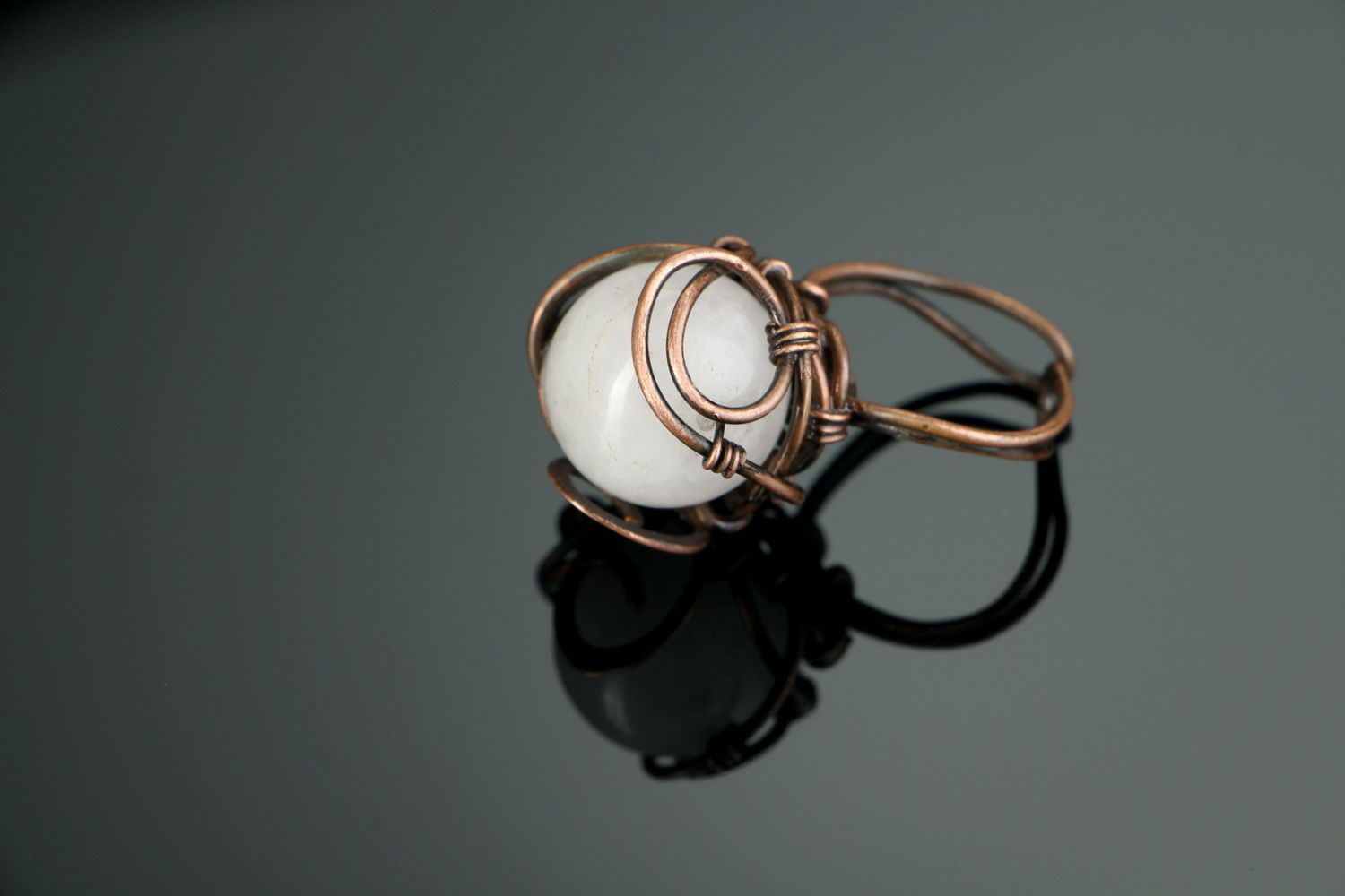 Handgemachter Ring aus Kupfer mit Quarz foto 2