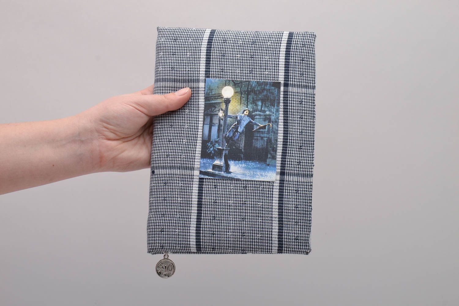Bloc-notes avec couverture grise en tissu photo 5