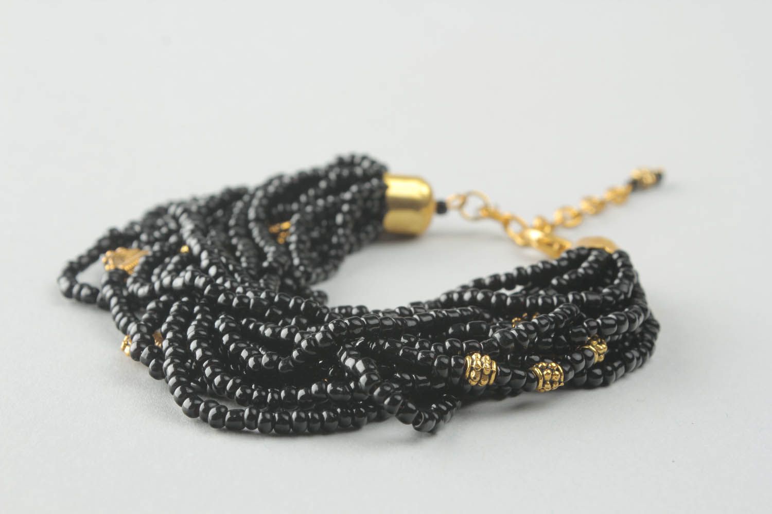 Bracelet en perles de rocaille noir fait main photo 3