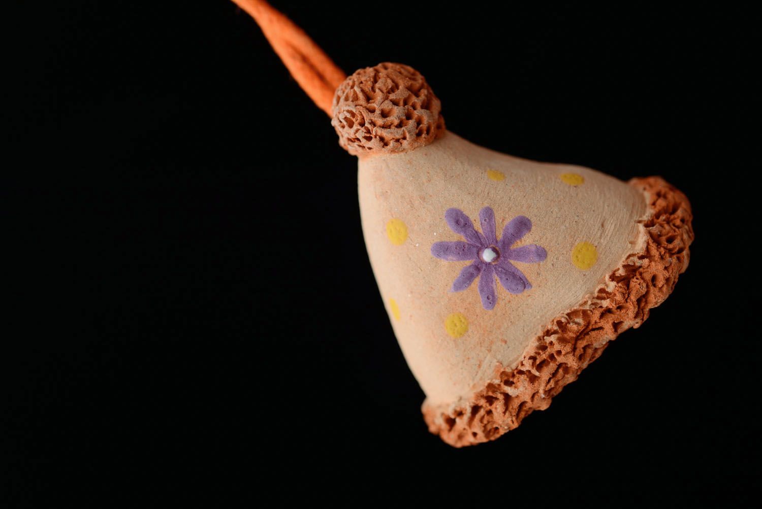 Clochette décorative originale artisanale en argile photo 2