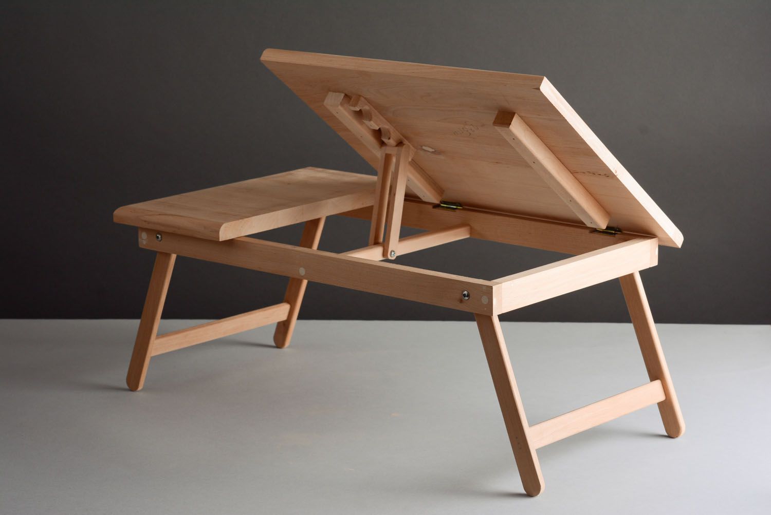 Base de madera para mesa de portátil foto 4