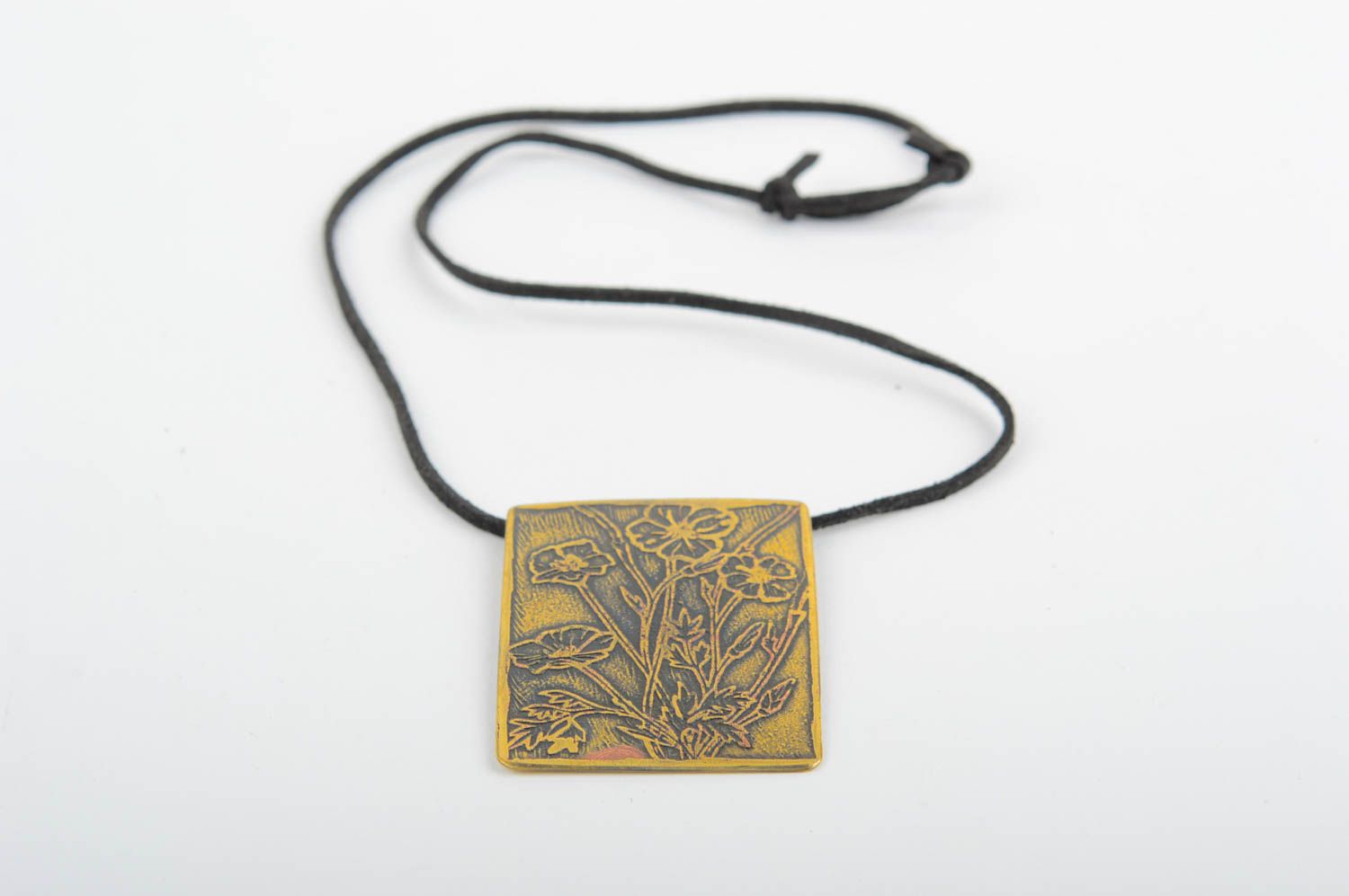 Square neck pendant hand made brass accessories beautiful bijoutery perfect gift photo 3