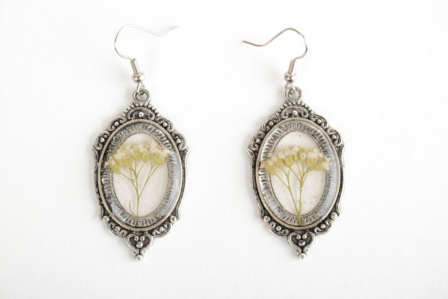 Beautiful women's handmade vintage earrings with dried flowers and epoxy photo 5