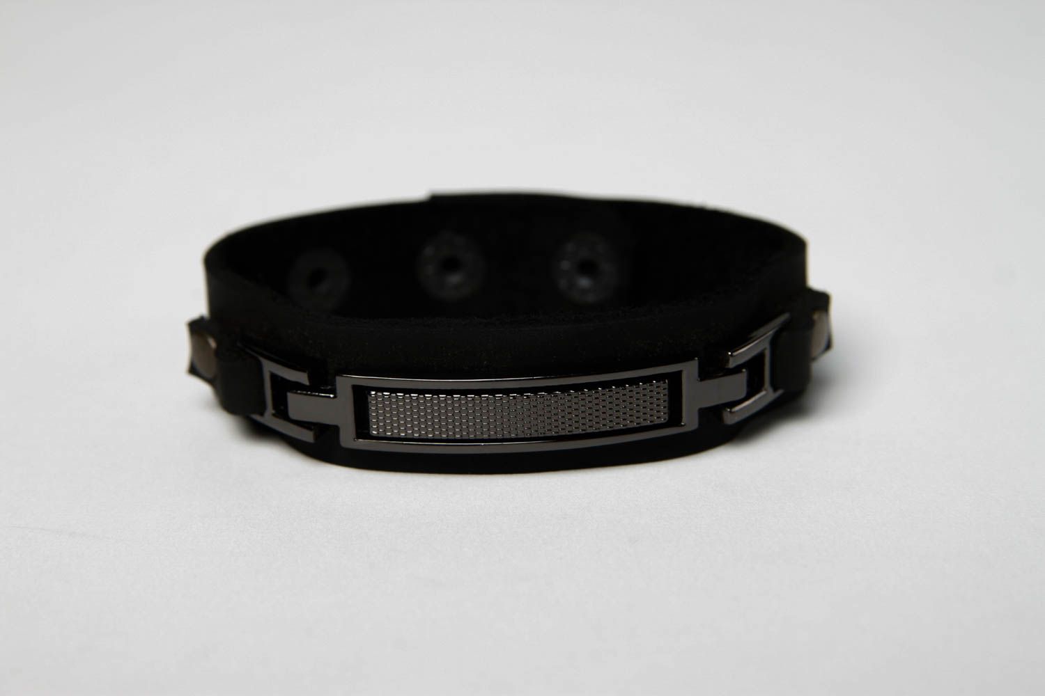 Bracelet en cuir Bijou fait main noir design original Accessoire femme photo 3