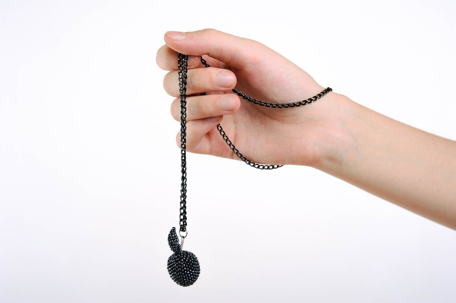 Ciondolo in perline fatto a mano pendente originale accessorio da donna
 foto 4