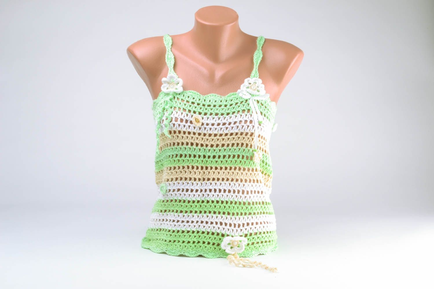 Green crochet vest top photo 1
