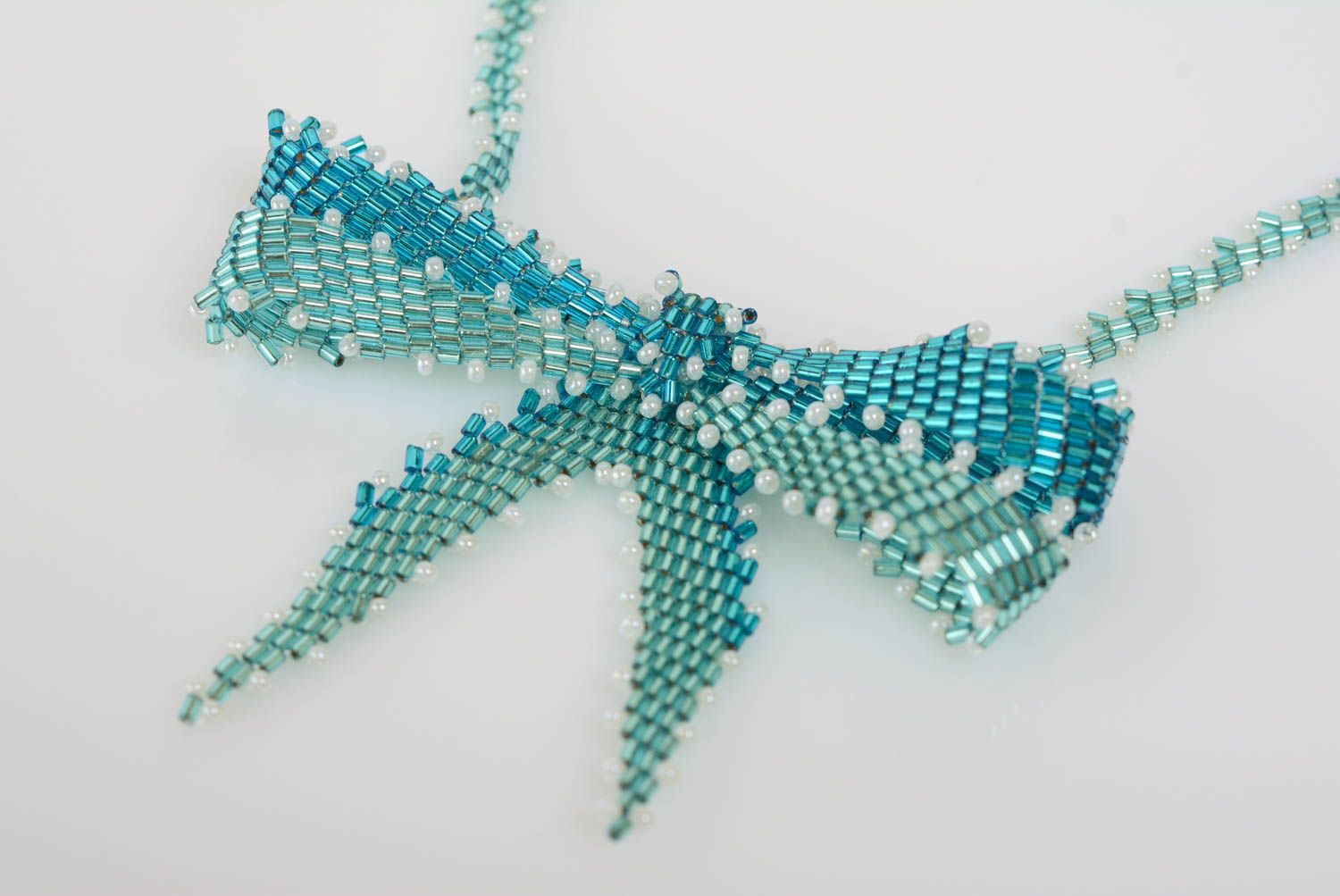 Collier noeud en perles de rocailles bleu turquoise fait main design original photo 3