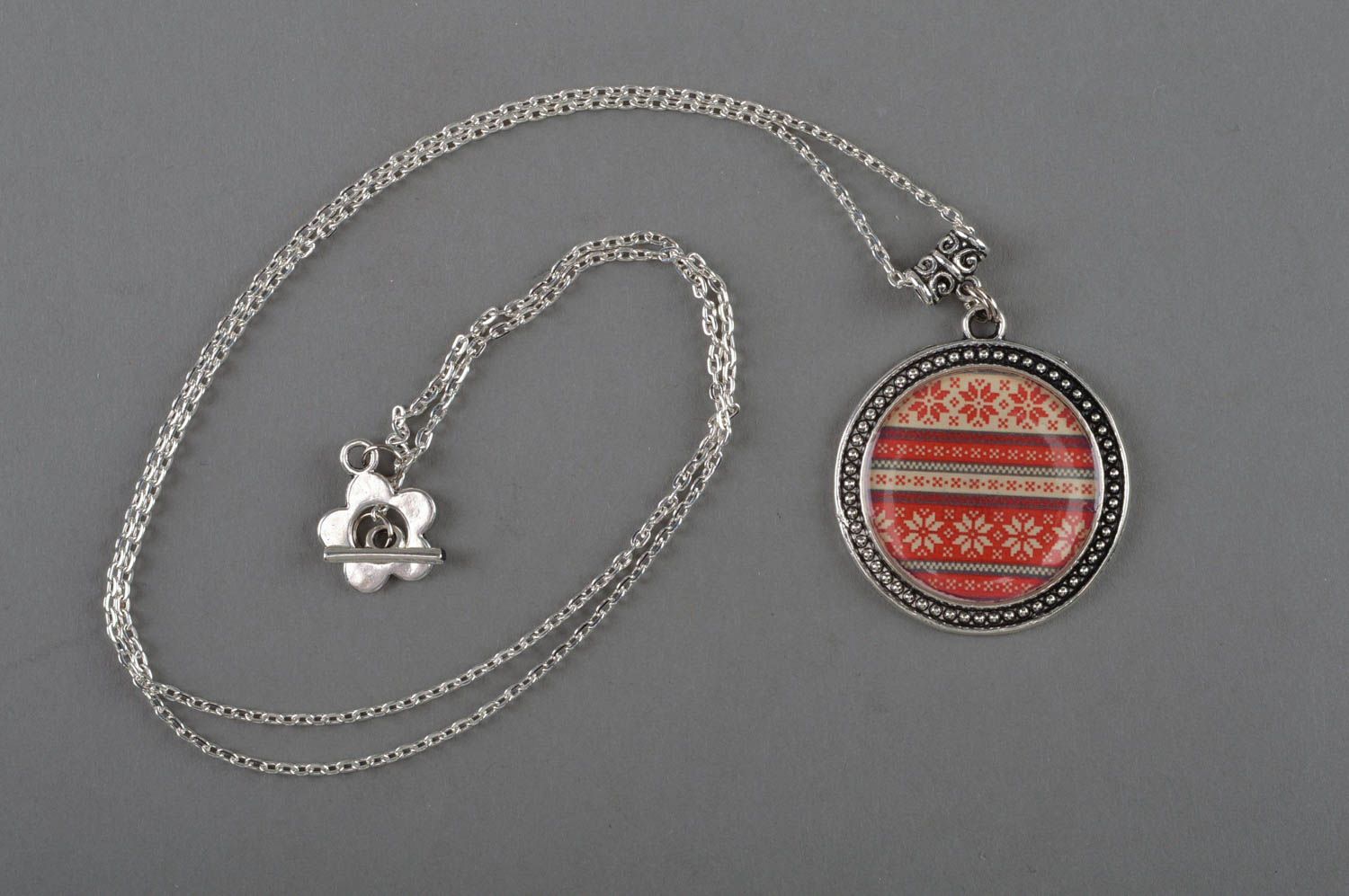 Round handmade designer epoxy pendant with ethnic pattern on metal chain photo 1