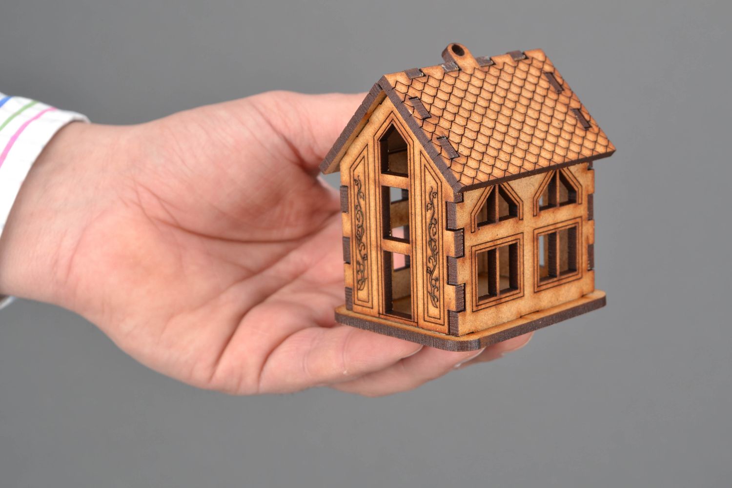 Maisonnette en bois miniature à décorer faite main photo 2