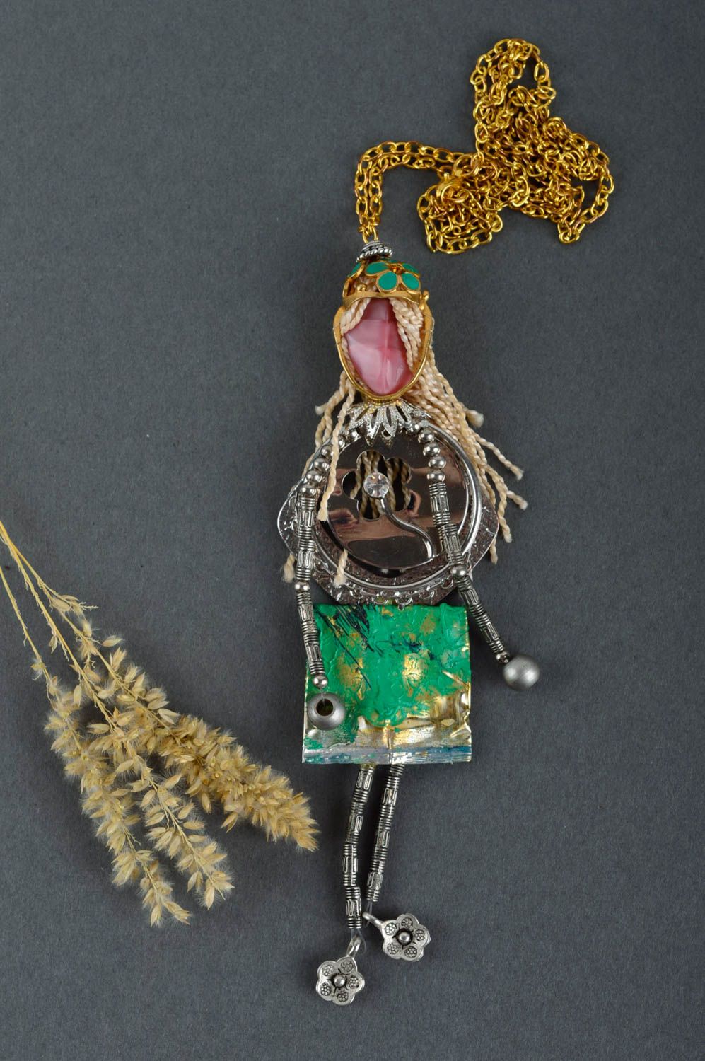 Chain pendant handmade beaded pendant fashion jewelry stylish pendant for women photo 1