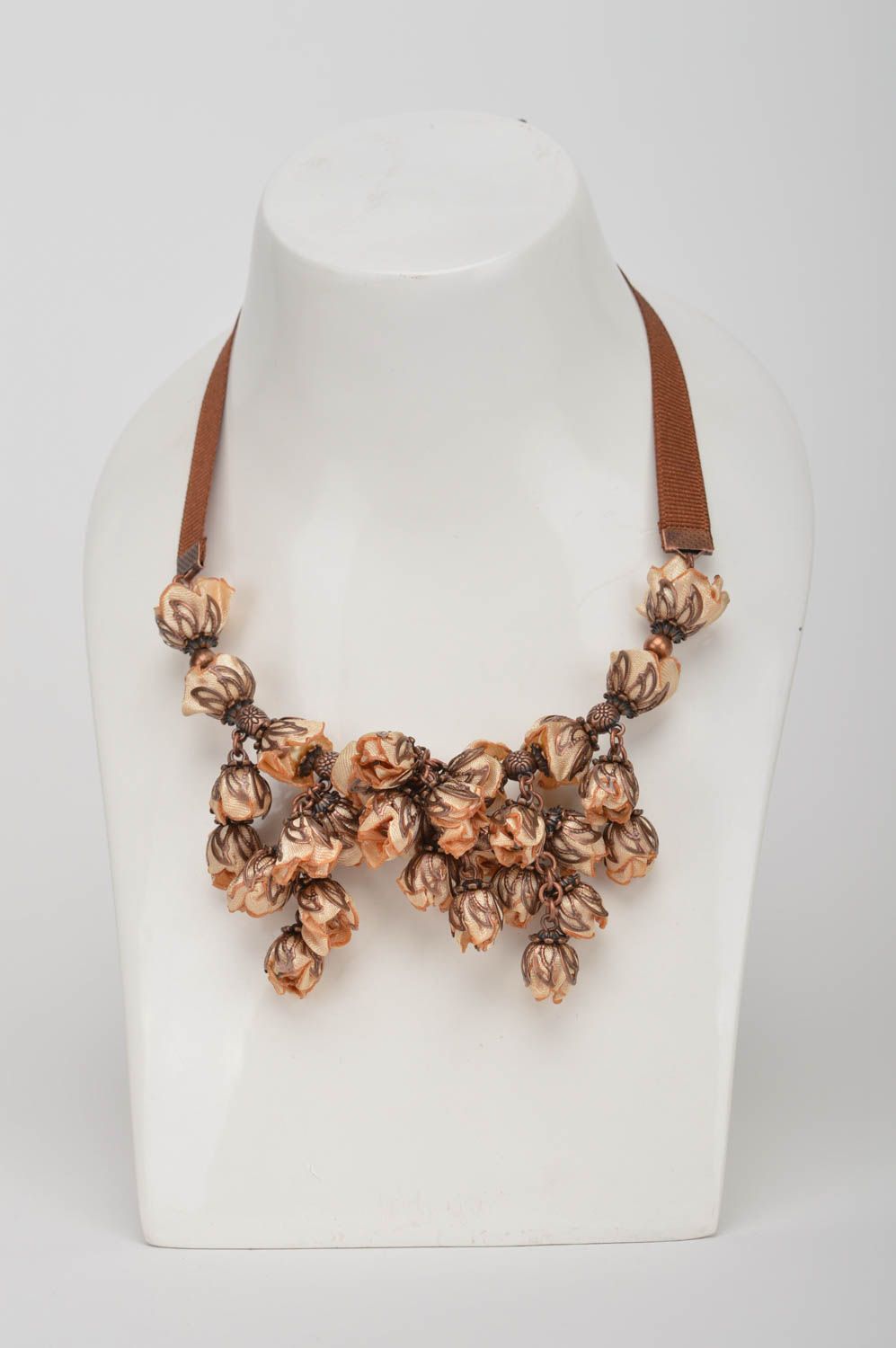 Massive stylish necklace handmade beautiful accessories designer jewelry photo 1