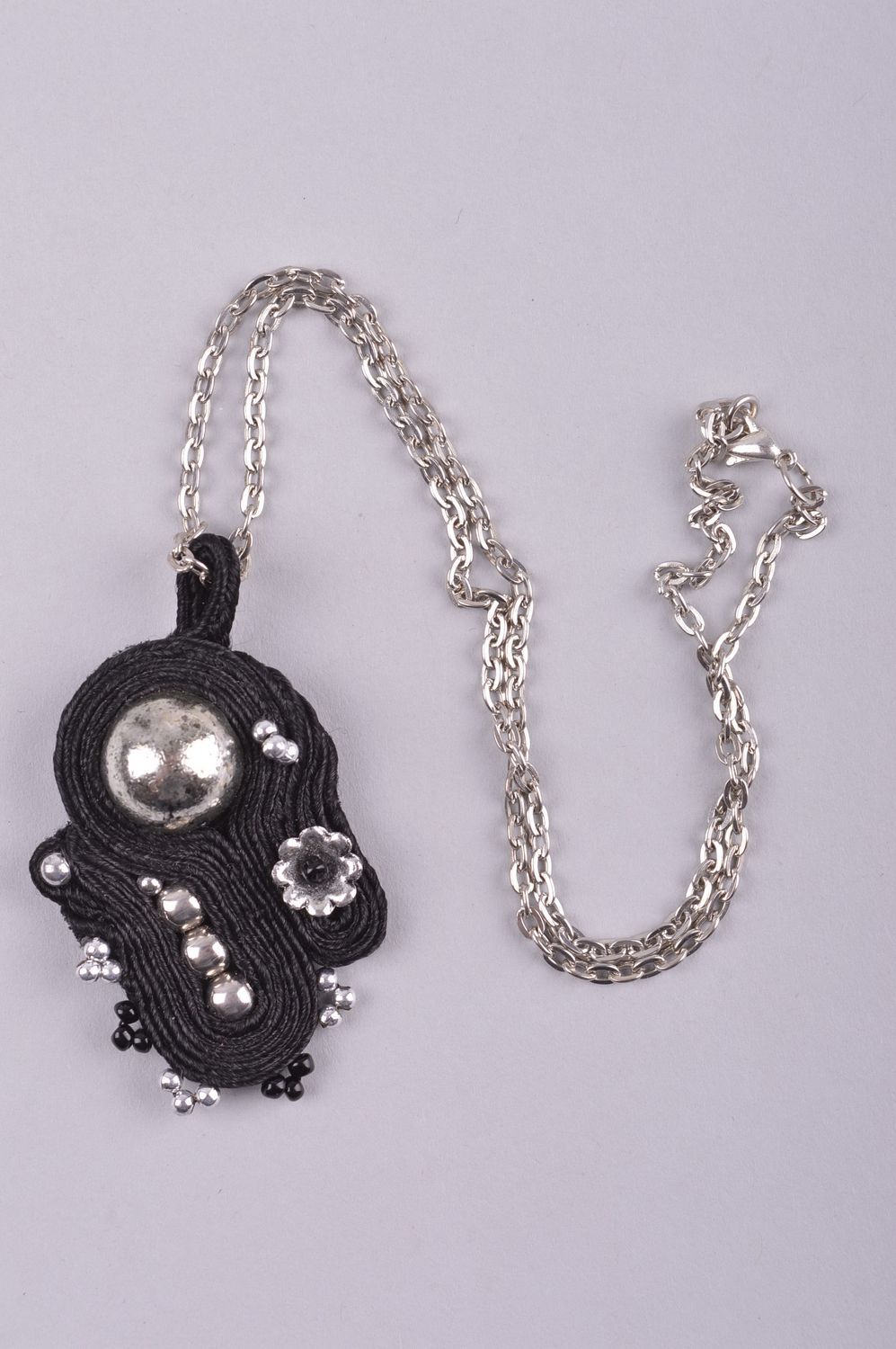 Stylish handmade beaded pendant textile necklace design beautiful jewellery photo 2