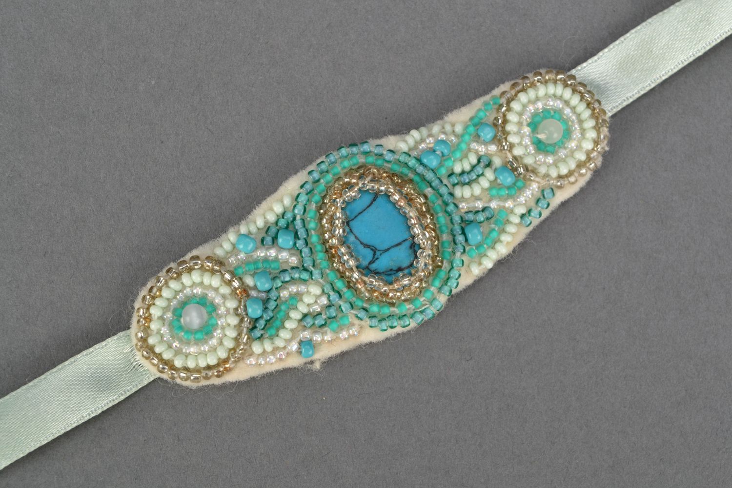 Handmade Armband mit Glasperlen und Türkis  foto 3