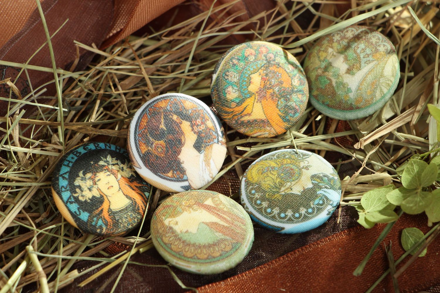 Set of decorative buttons photo 4