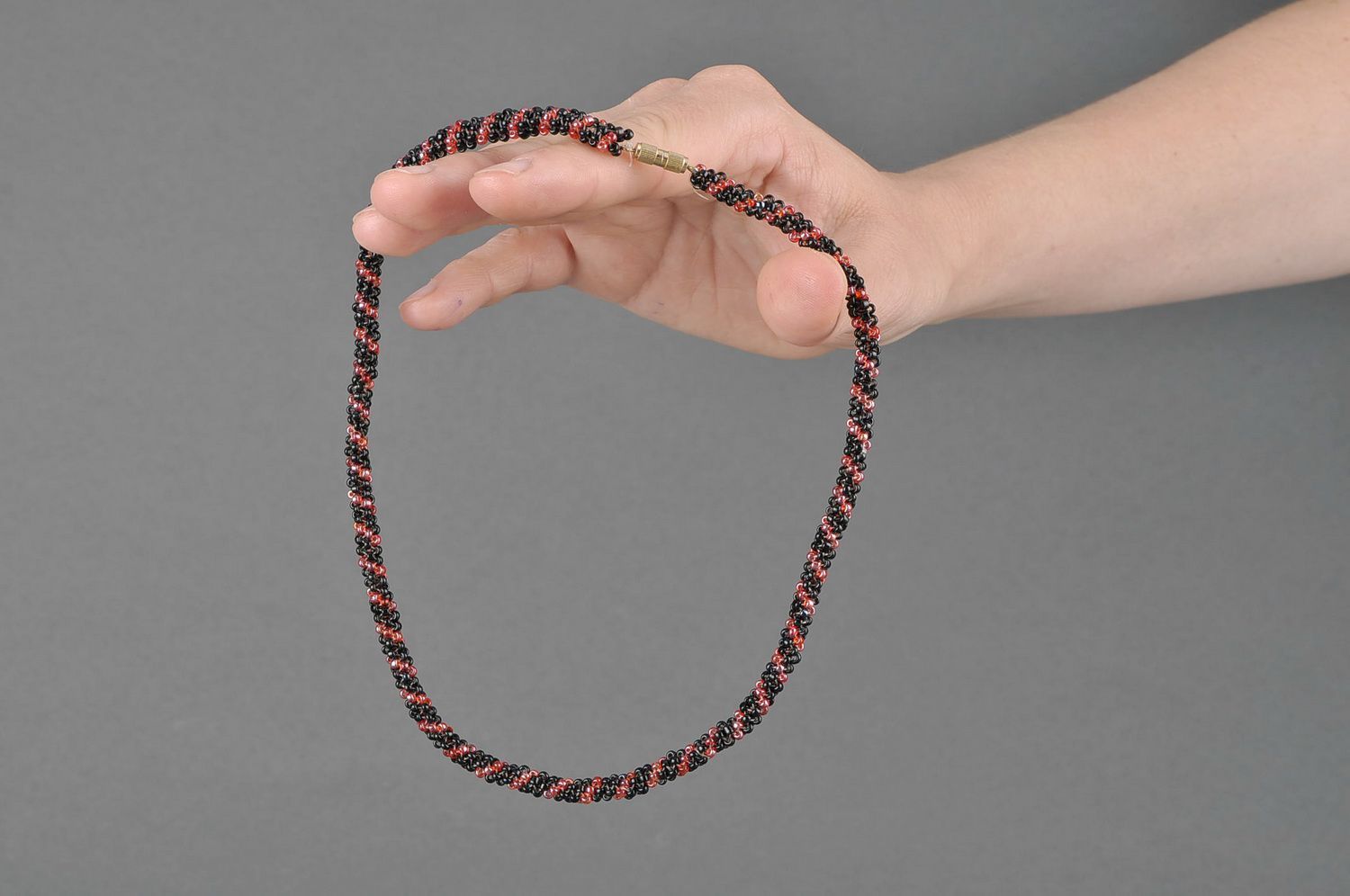 Armband-Halskette aus Glasperlen foto 5