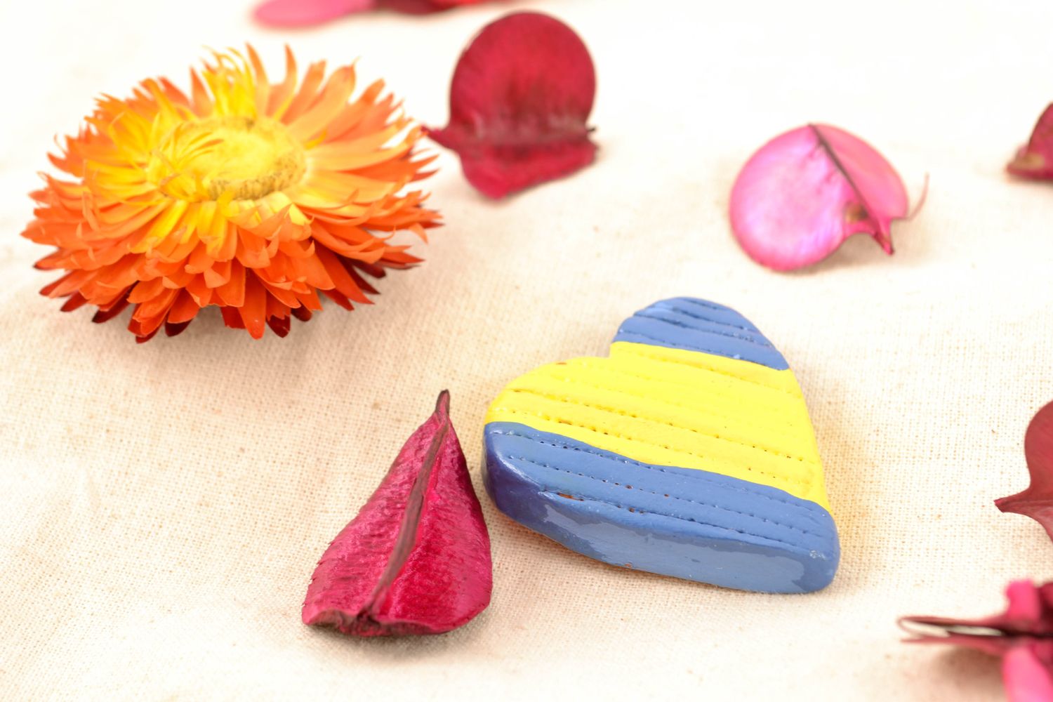 Clay fridge magnet in the shape of blue and yellow heart photo 2