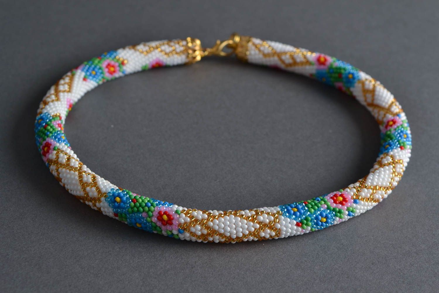 Litze Collier aus Glasperlen bunt schön zart mit Feldblumen Muster handmade foto 1