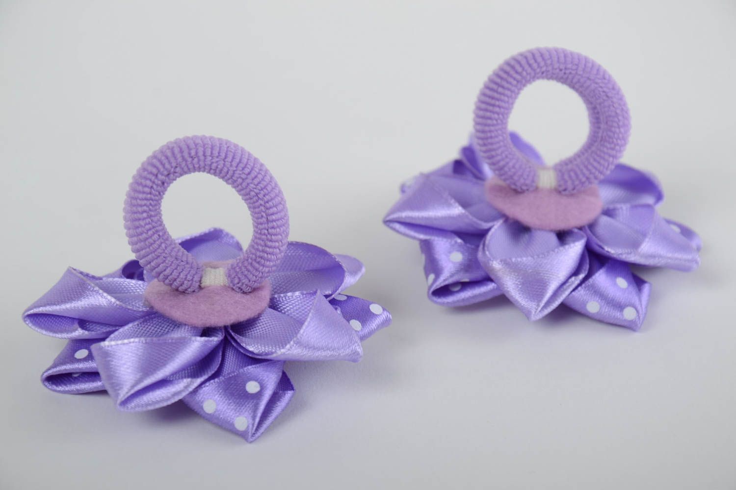 Children's handmade lilac textile flower hair ties set 2 pieces kanzashi photo 3