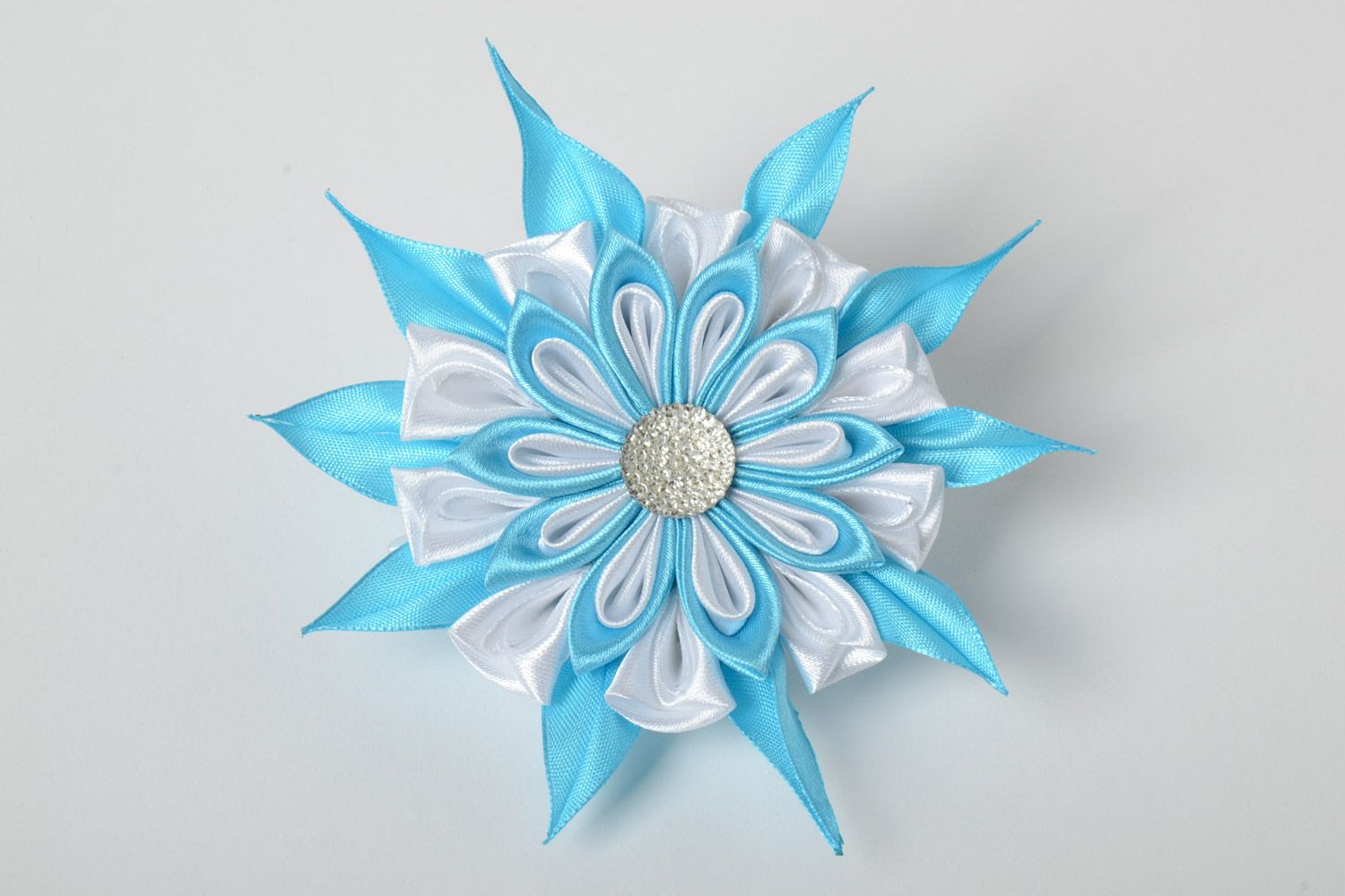 Handmade hair clip with large white and blue kanzashi flower with rhinestone photo 2