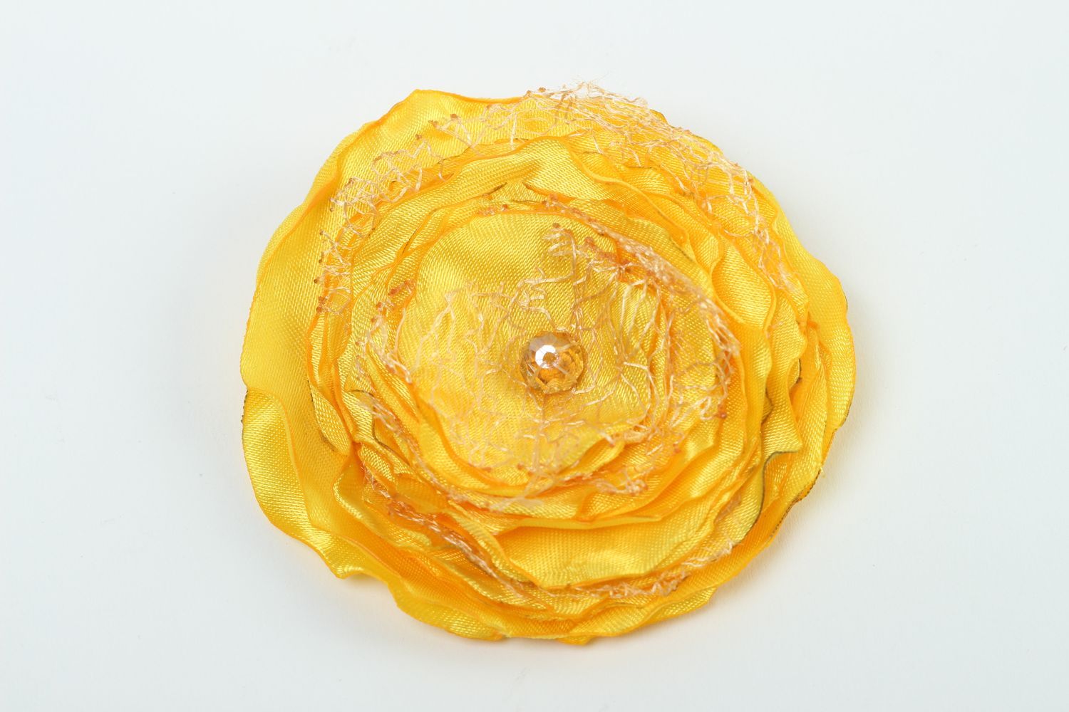Handmade Schmuck Brosche Haarspange Blume Accessoire für Frauen aus Atlas gelb  foto 2