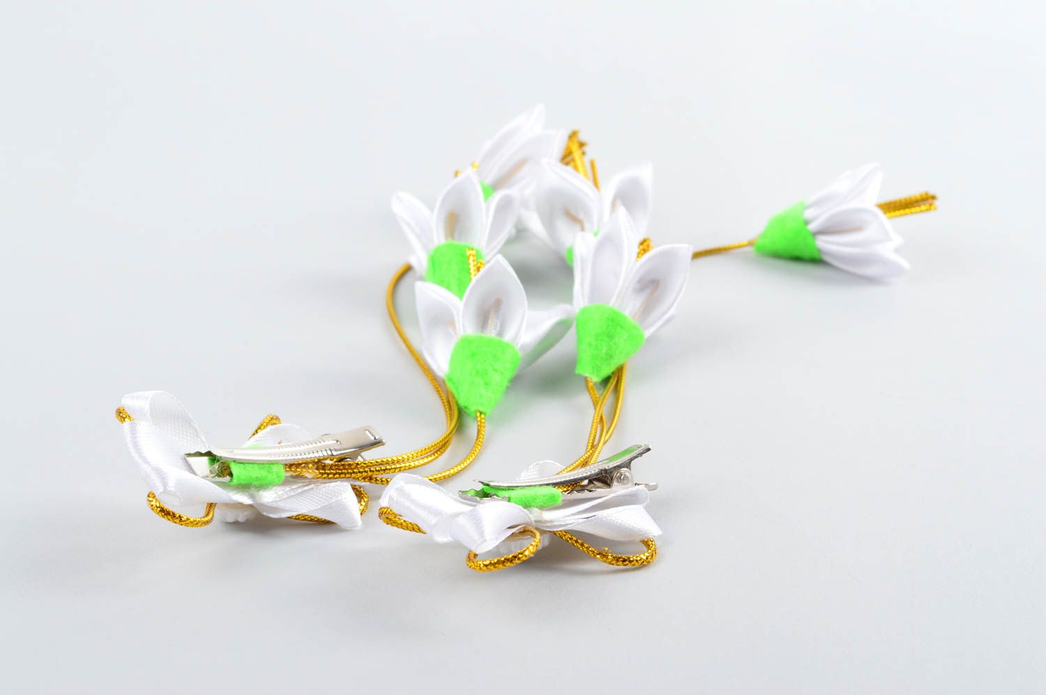 Haarspangen Blumen handmade Mode Schmucke 2 Stück Accessoires für Haare in Weiß foto 2