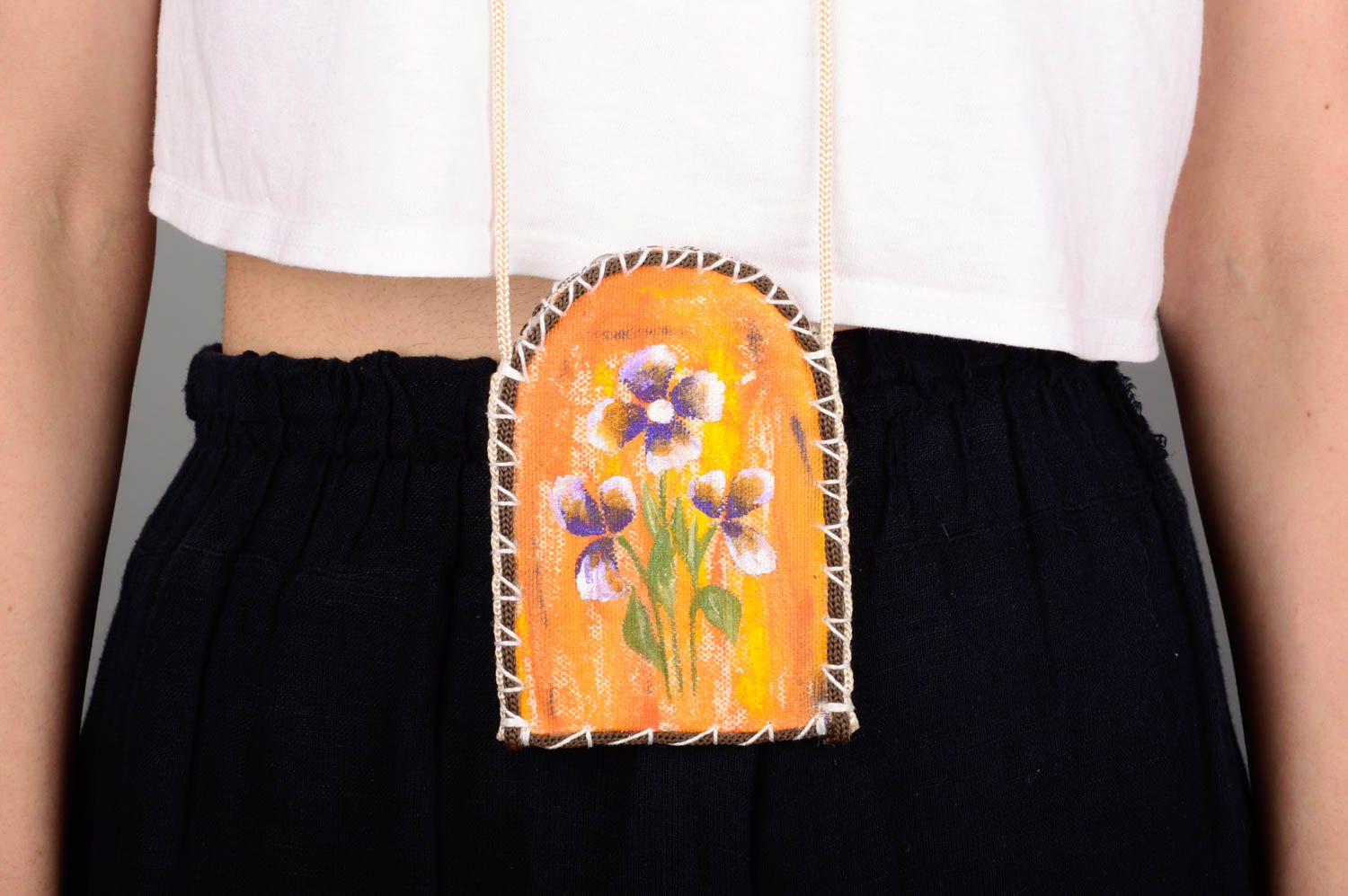 Housse pour téléphone portable en bâche peinte motif floral faite main sur lacet photo 3