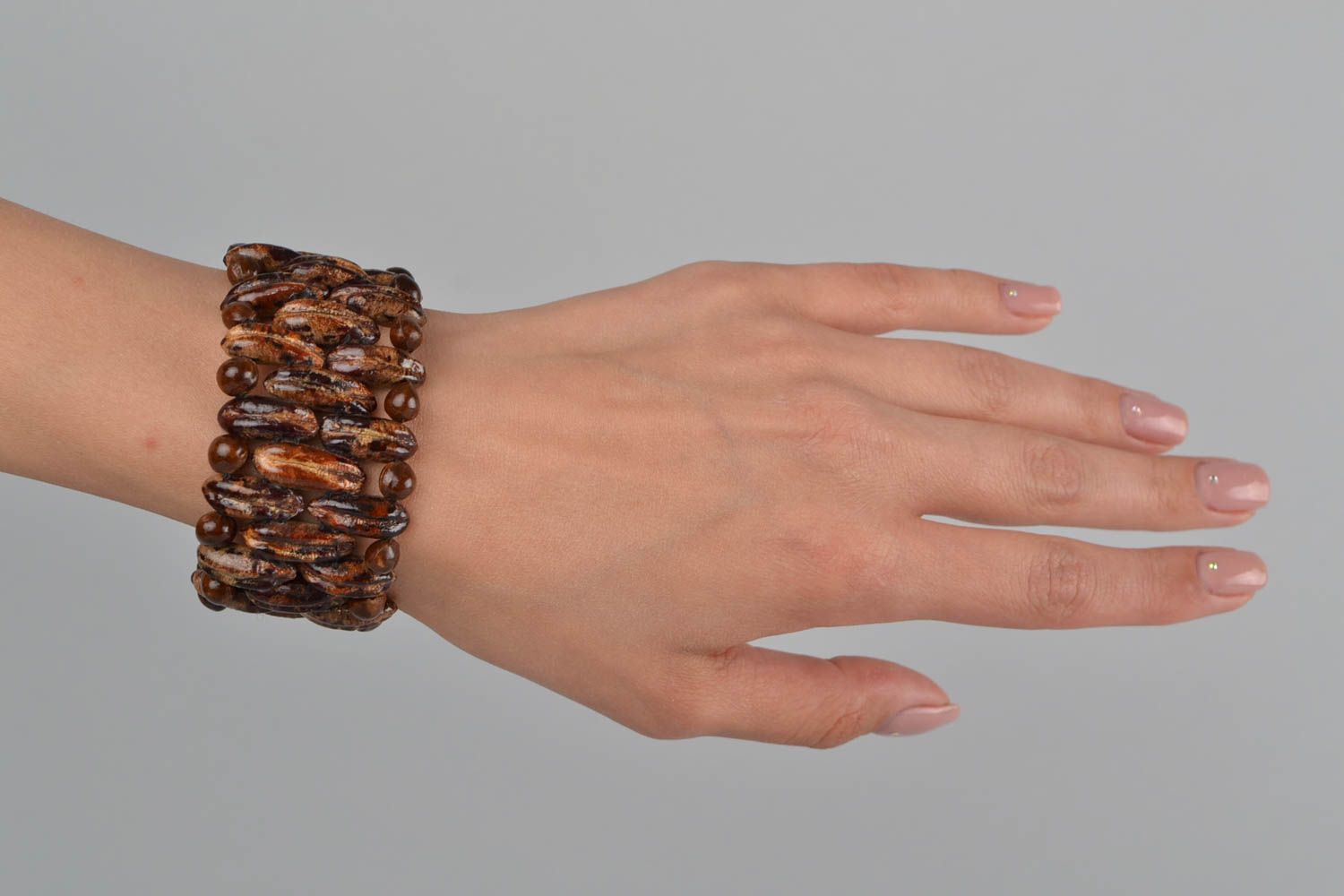 Handmade Damen Armband Ethno Schmuck Designer Accessoire aus Früchten Kernen  foto 6