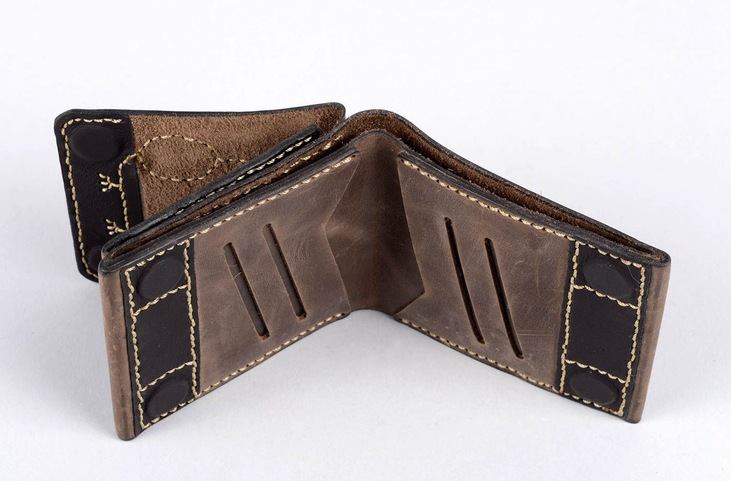 Portefeuille cuir fait main Maroquinerie design Accessoire cuir hibou image photo 4