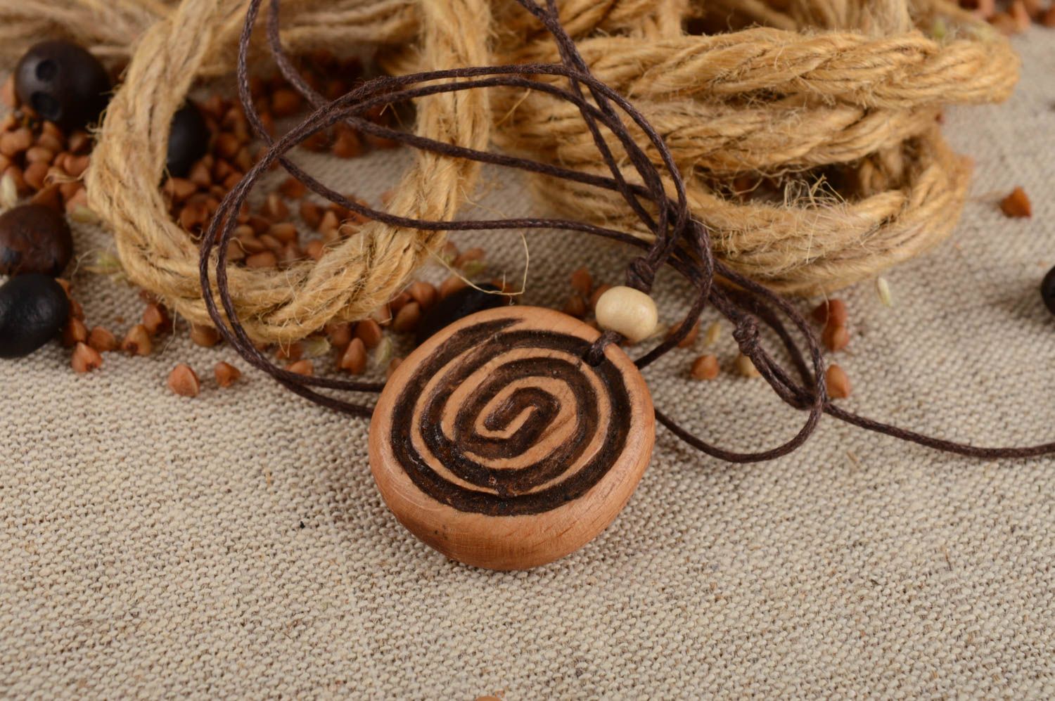 Handmade neck pendant stylish wooden pendant ideas costume jewelry designs photo 1