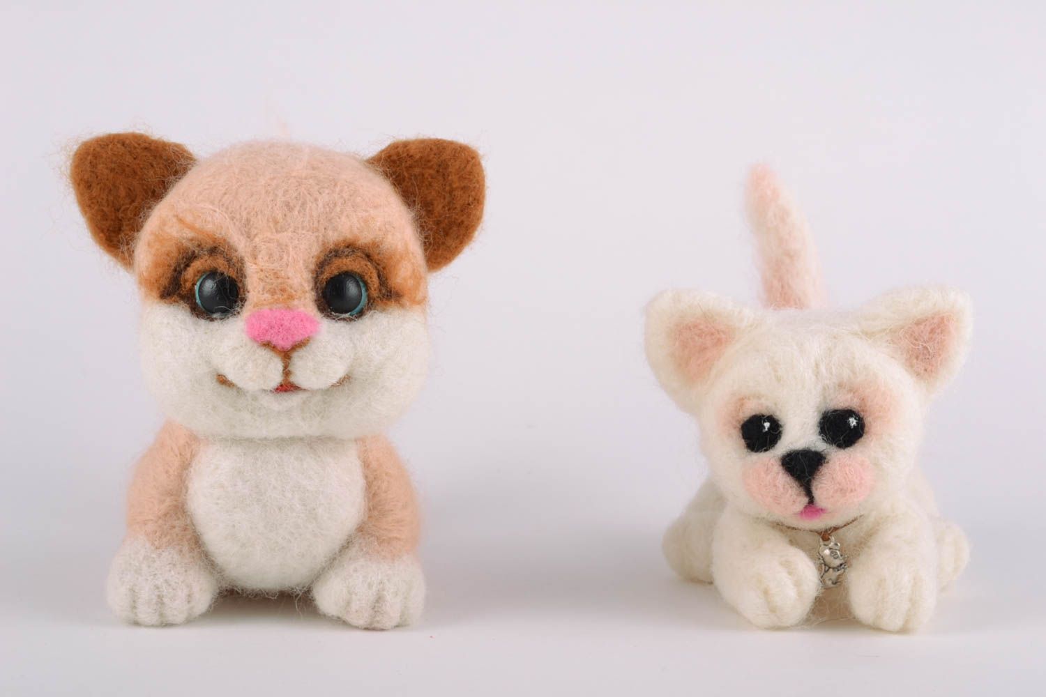 Felted wool toy cats photo 4