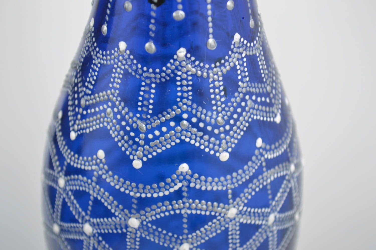 Bouteille en verre Vaisselle originale fait main bleue à motif blanc Déco maison photo 2