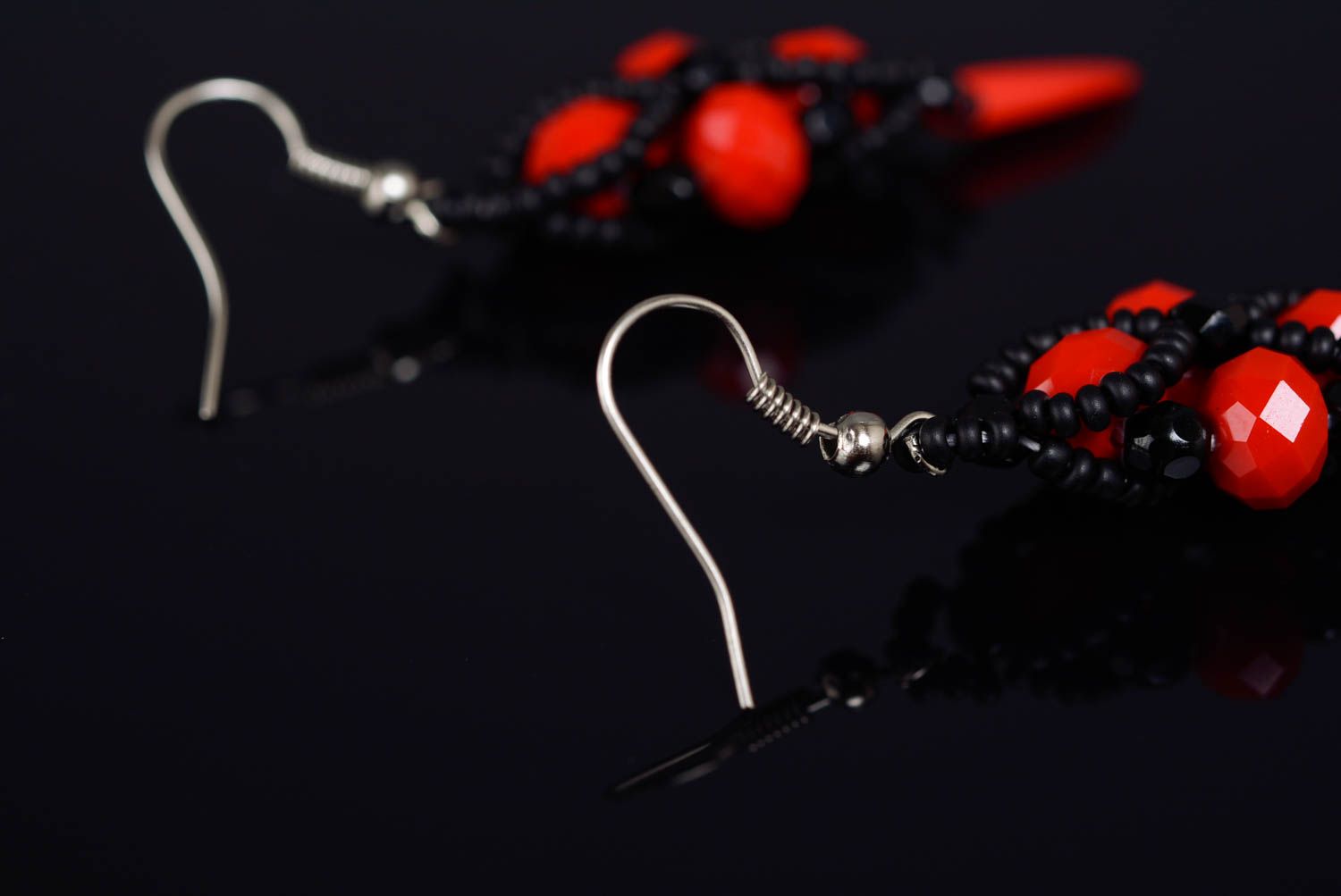 Beautiful red and black handmade elegant long beaded earrings photo 4