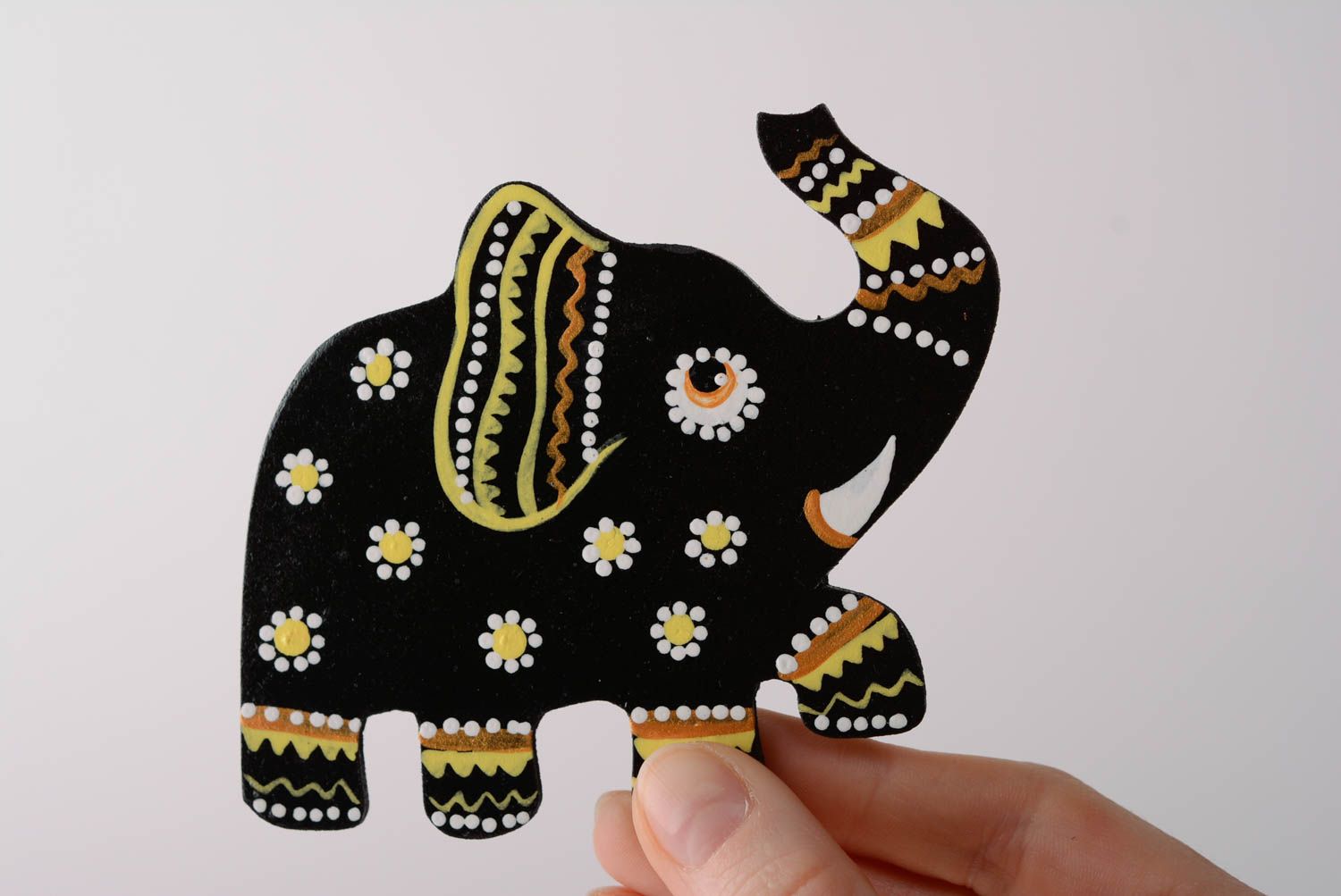 Schöner schwarz weißer Elefant Kühlschrankmagnet aus Holz handgemacht originell foto 5