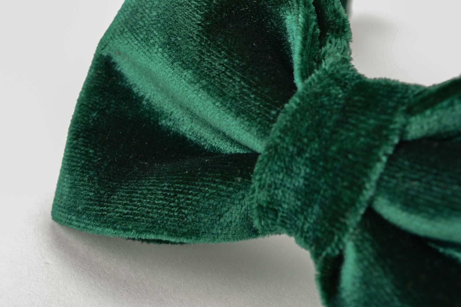 Зеленый галстук-бабочка фото 4