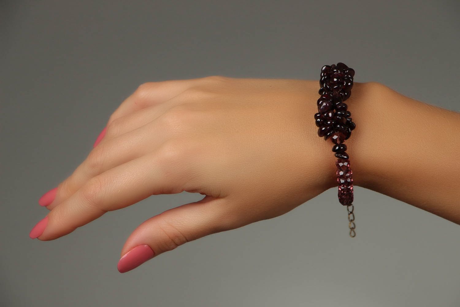 Bracelet with glass beads and garnet photo 5