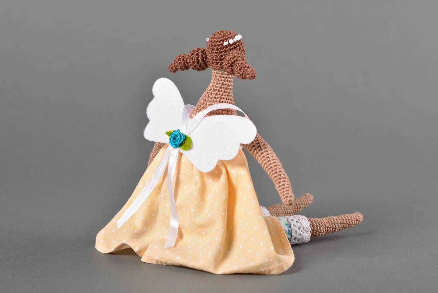 Handmade Designer Puppe Stoff Spielzeug gehäkelte Puppe Engel im Kleid foto 3