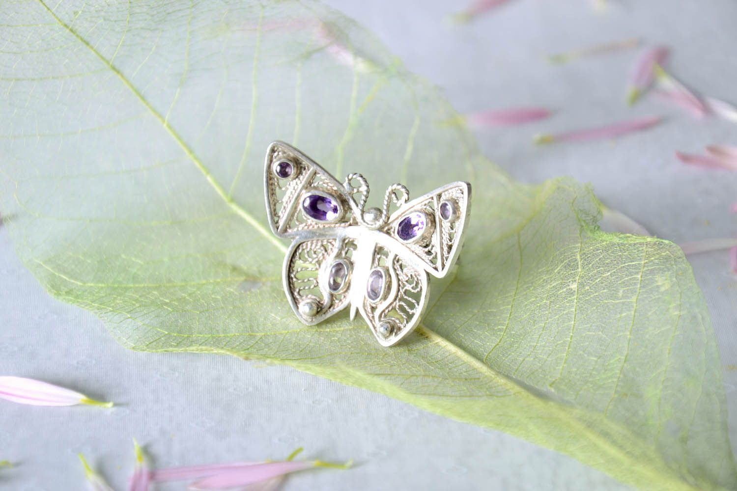 Silver ring with amethyst Butterfly photo 1