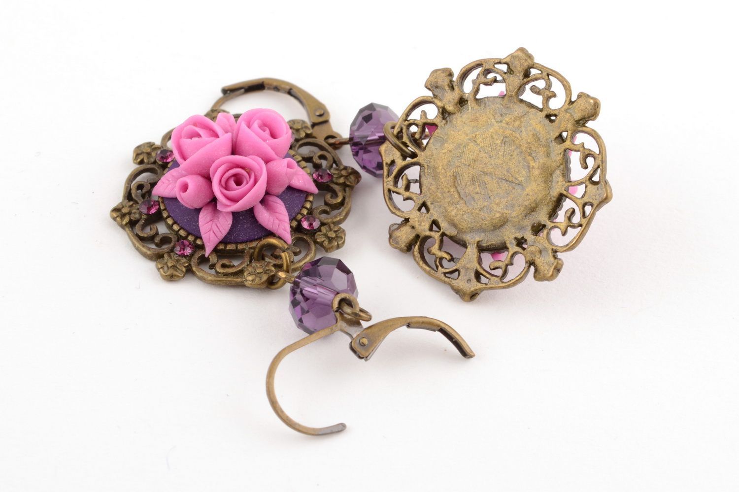 Boucles d'oreilles pendantes avec fleurs roses en pâte polymère faites main photo 4