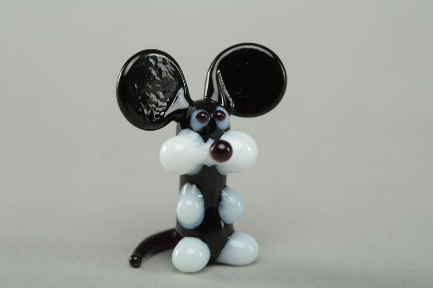 Nice glass statuette of a mouse photo 1