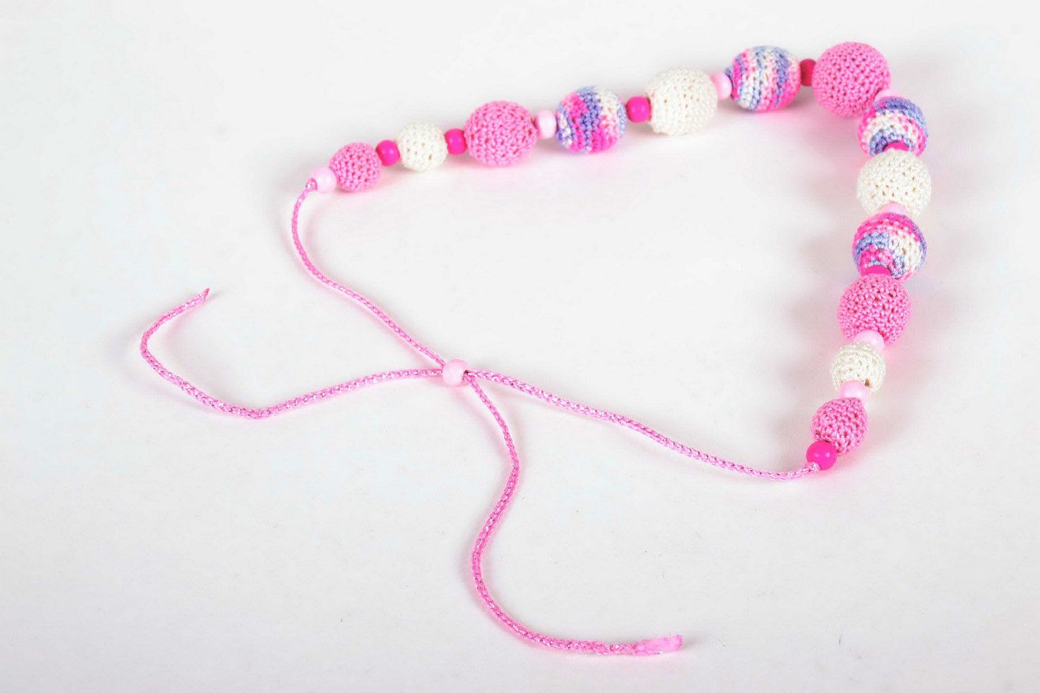 Handmade crocheted necklace photo 4