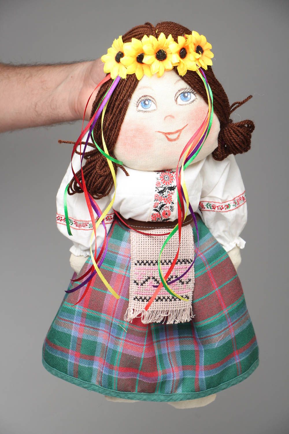 Textil Puppe mit Kranz foto 4